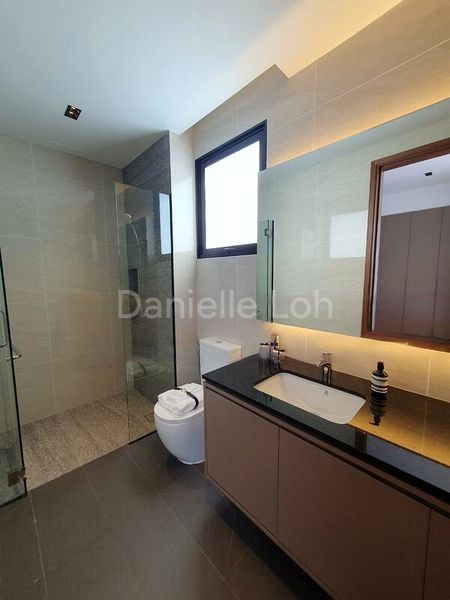 7 Bed Semi-Detached House (Landed) for Sale in  Changi North Crescent - Image 7